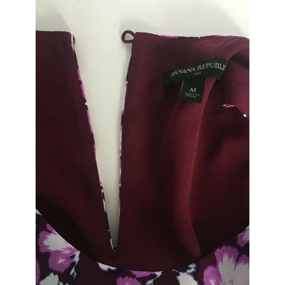 Banana Republic Top Medium Sleeveless Blouse Plum Shirt Floral Career Work - Picture 6 of 7